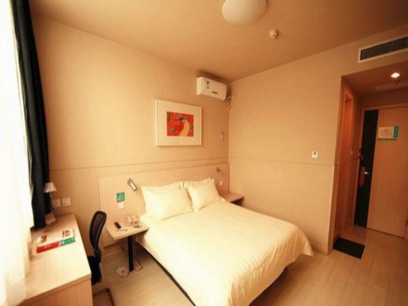 Jinjiang Inn Dujiangyan Lidui Park Railway Station Экстерьер фото